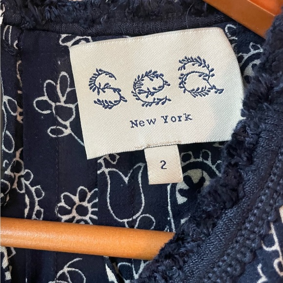 Beautiful designer strapless top in like new condition! - Picture 2 of 5